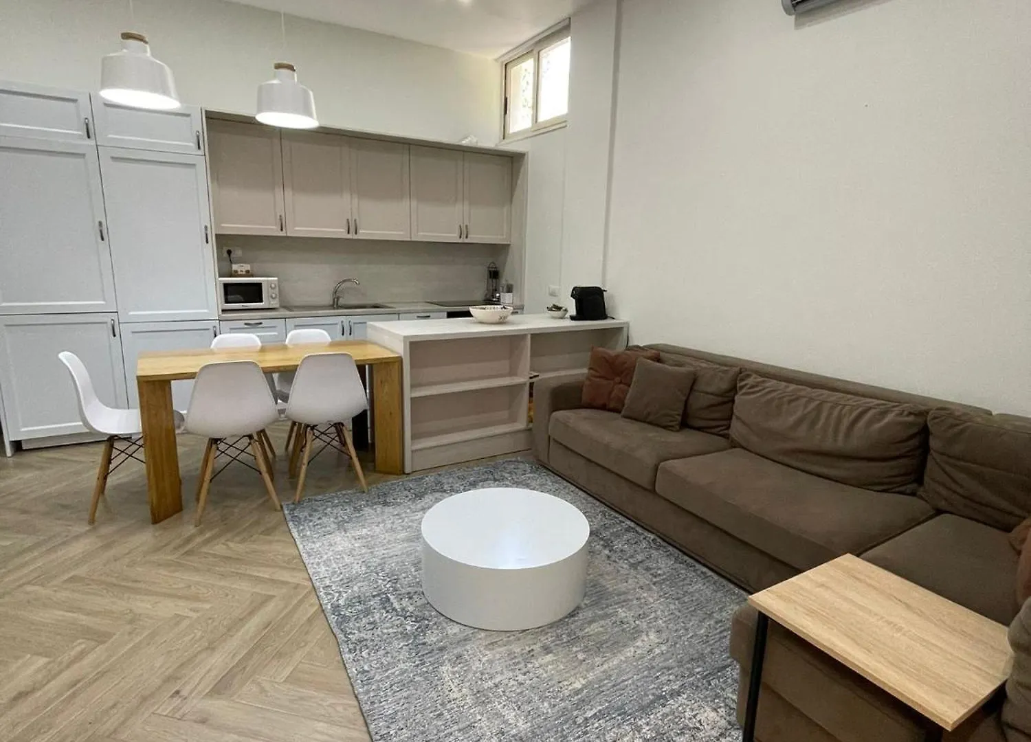 Apartment 4 格勒姆